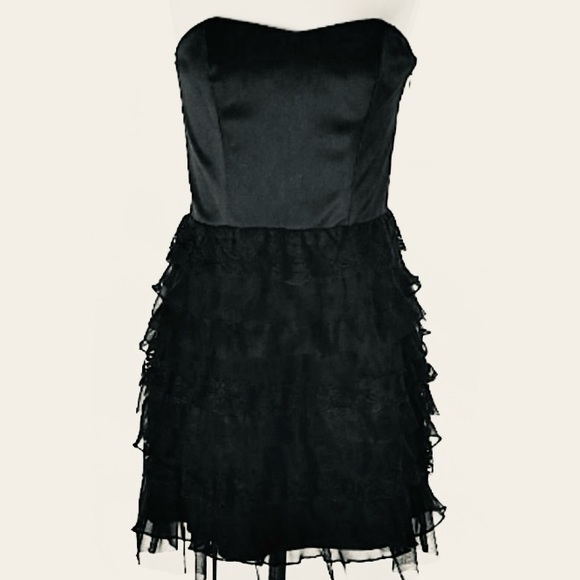 Little Black Romantic Ruffle Dress - Picture 4 of 6